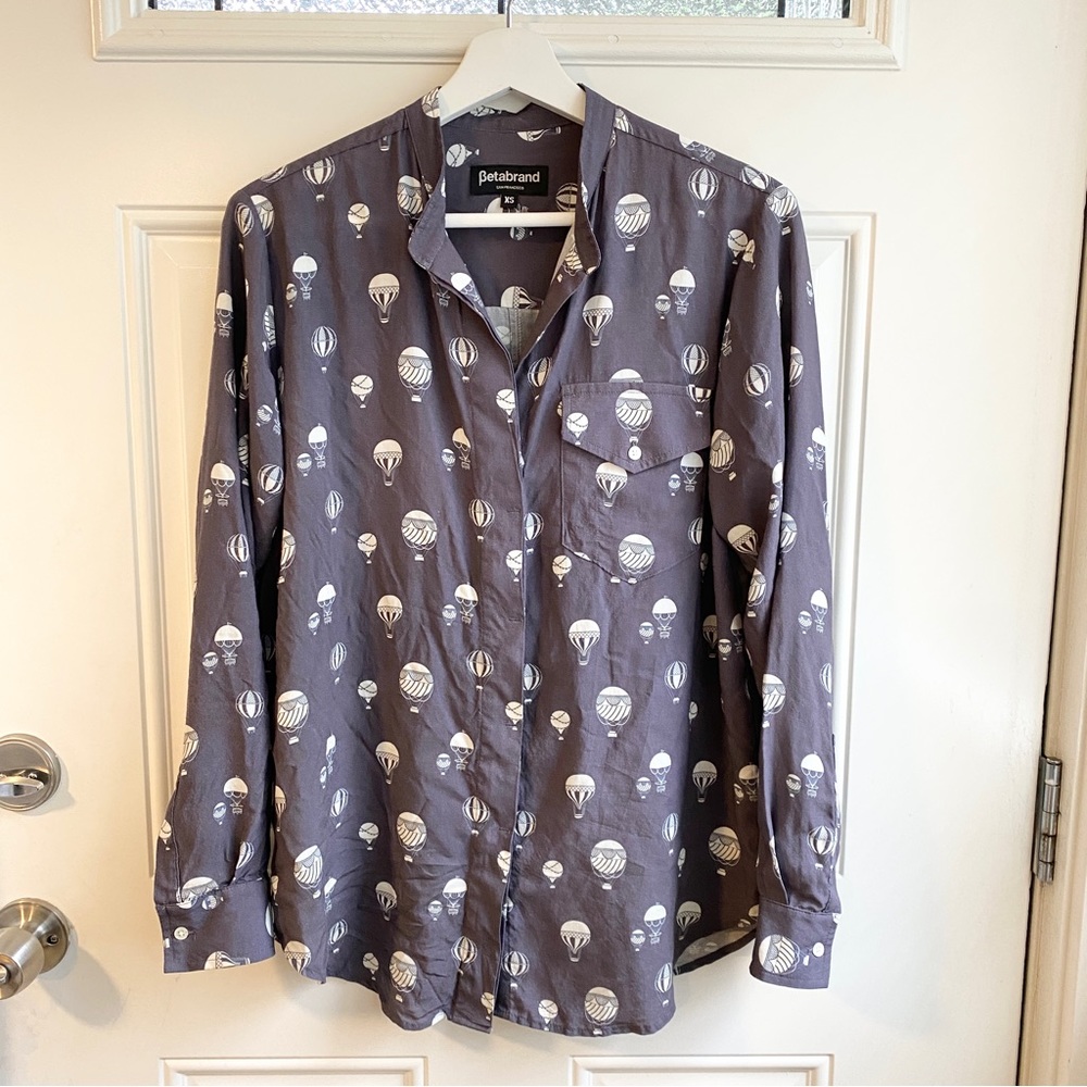 Betabrand hot air balloon boyfriend shirt